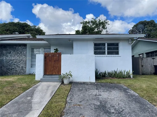 $2,500 | 20520 Southwest 92nd Place, Cutler Bay, FL 33189