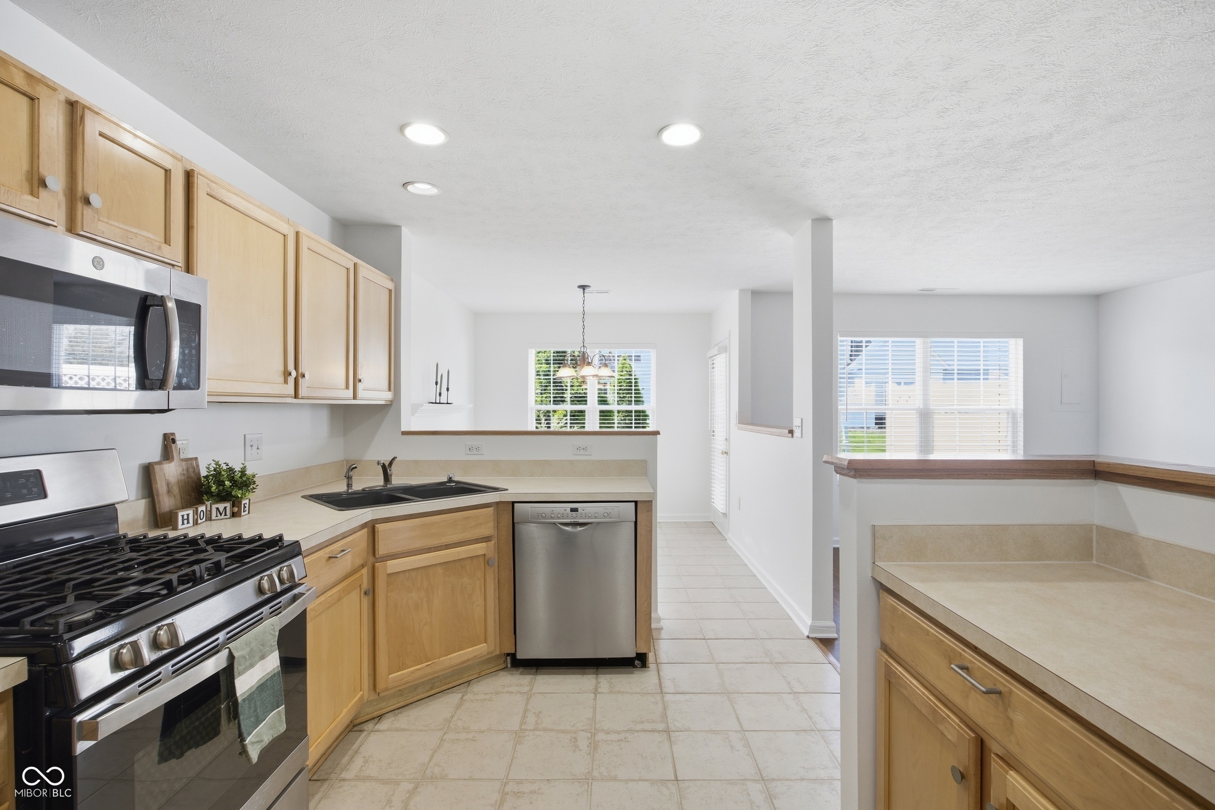 12706 Brewton Street Fishers, IN 46038 - Photo 14 of 44