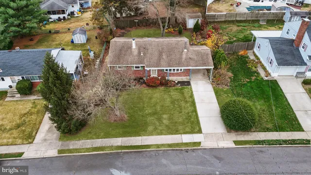 $410,000 | 23 Dark Leaf Drive, Hamilton, NJ 08610