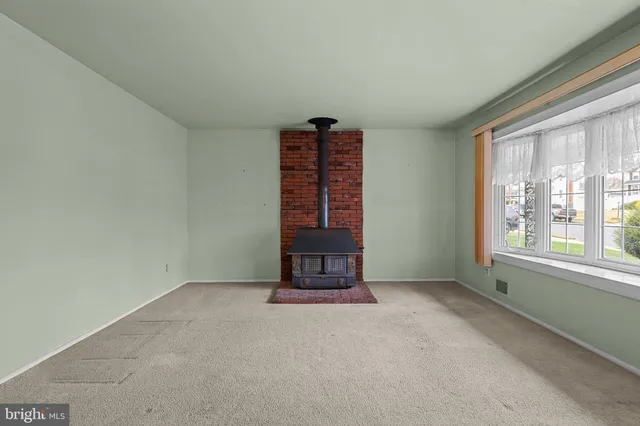 $410,000 | 23 Dark Leaf Drive, Hamilton, NJ 08610