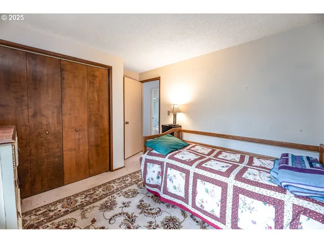 $475,000 | 204 Carthage Avenue, Eugene, OR 97404