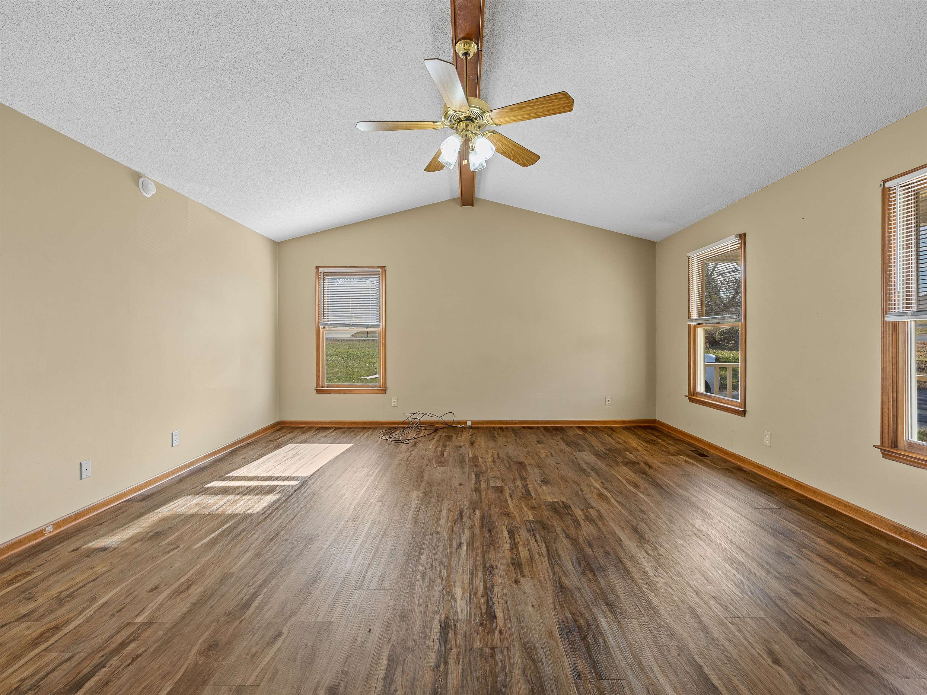 202 Adams Court Inman, SC 29349 - Photo 7 of 35