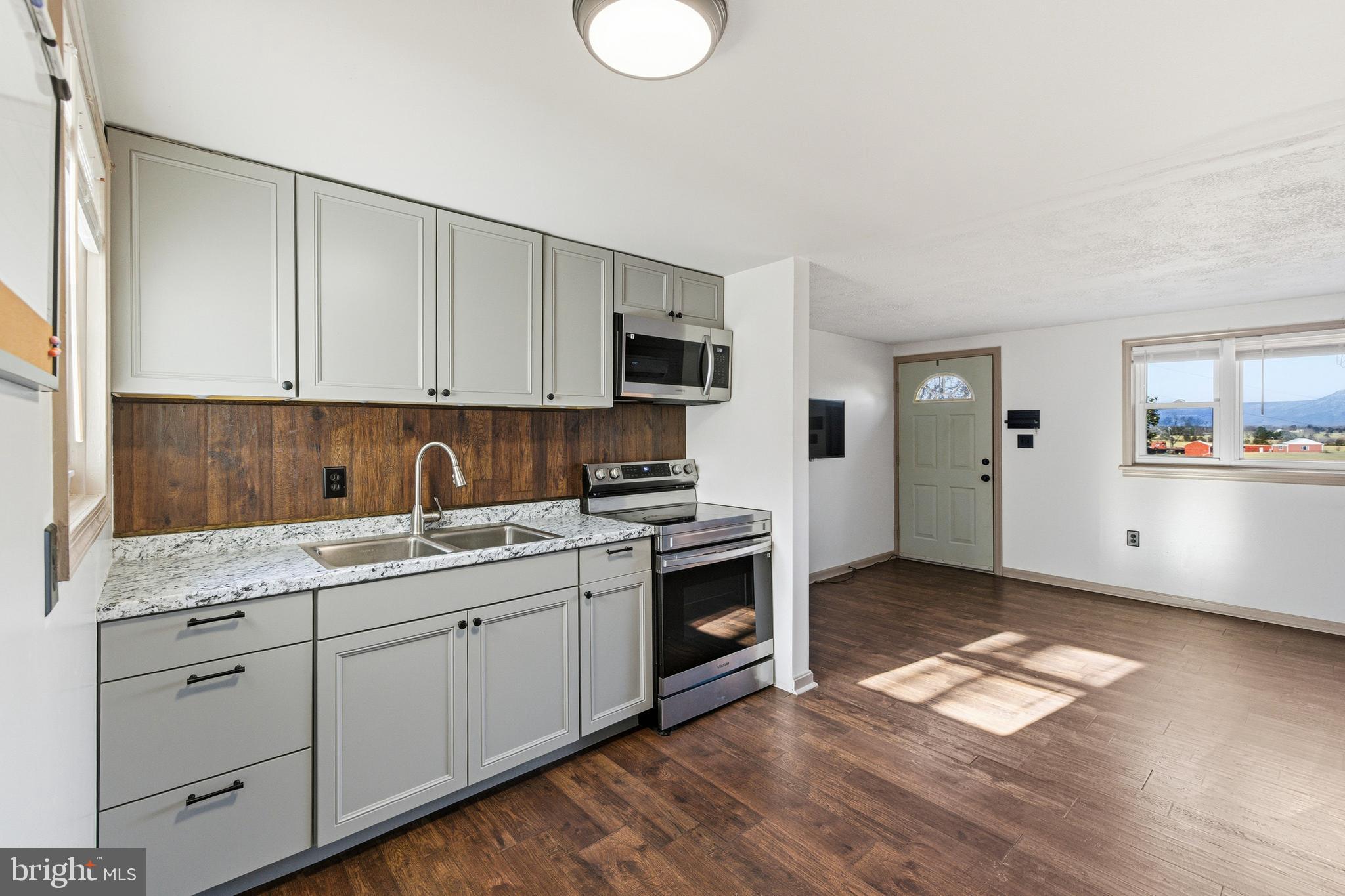 1553 Redman Store Road Luray, VA 22835 - Photo 12 of 69