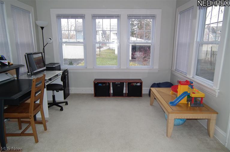 3552 Silsby Road Cleveland Heights, OH 44118 - Photo 4 of 10 FIRST FLOOR FAMILY ROON