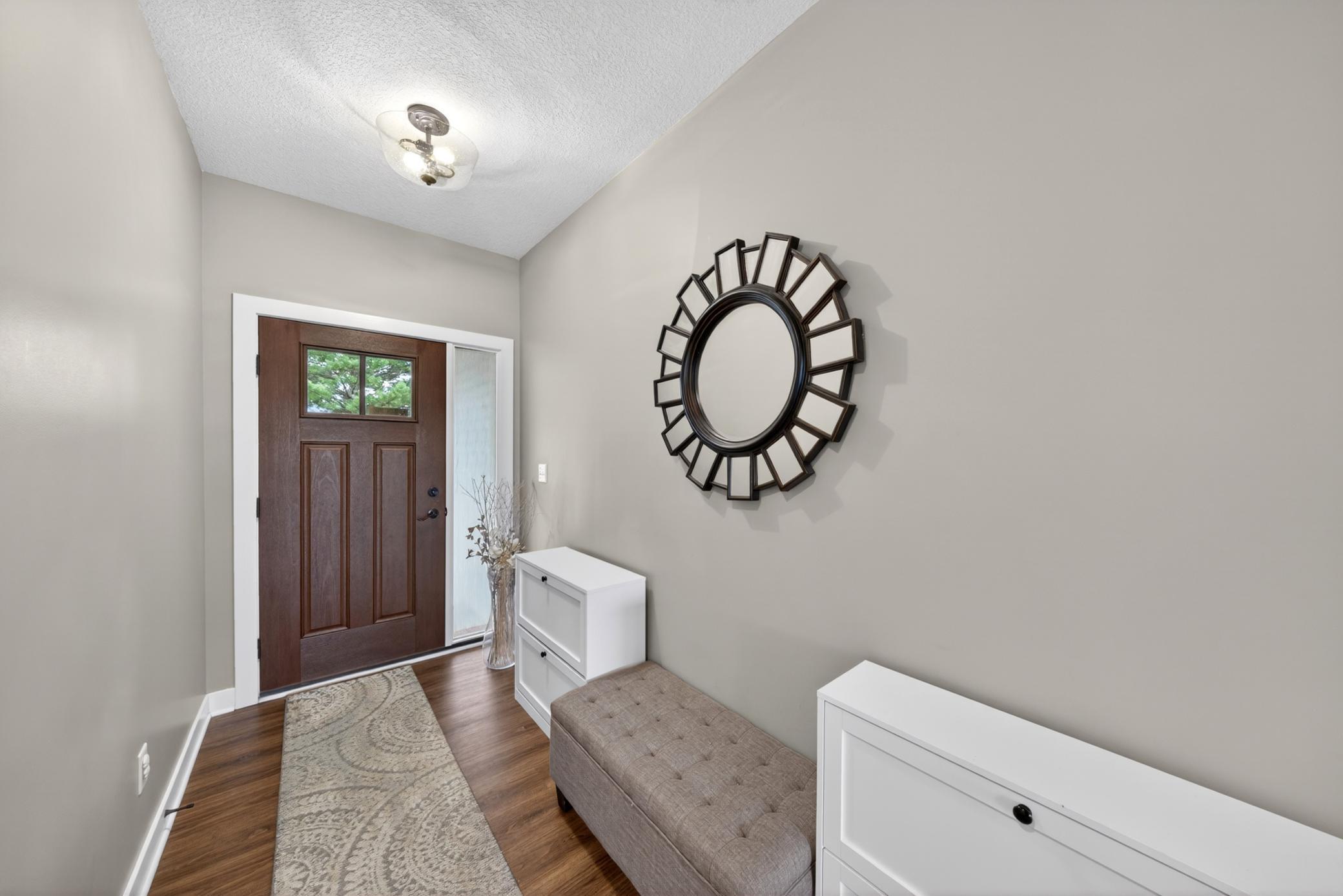 3913 Sunnydale Lane Southeast Rochester, MN 55904 - Photo 2 of 46