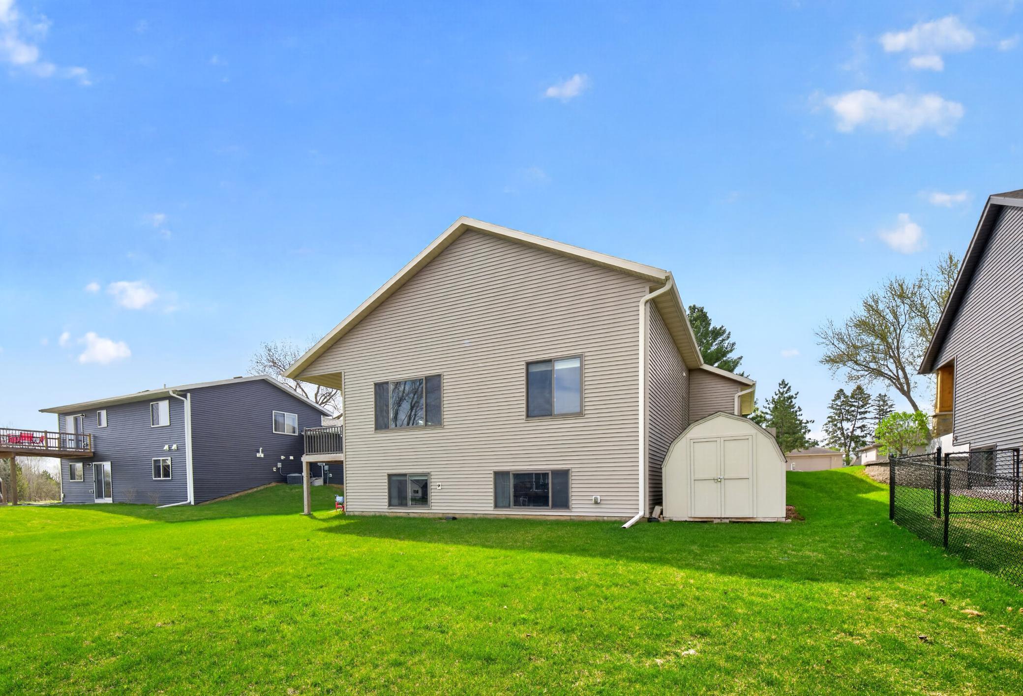 3913 Sunnydale Lane Southeast Rochester, MN 55904 - Photo 40 of 46