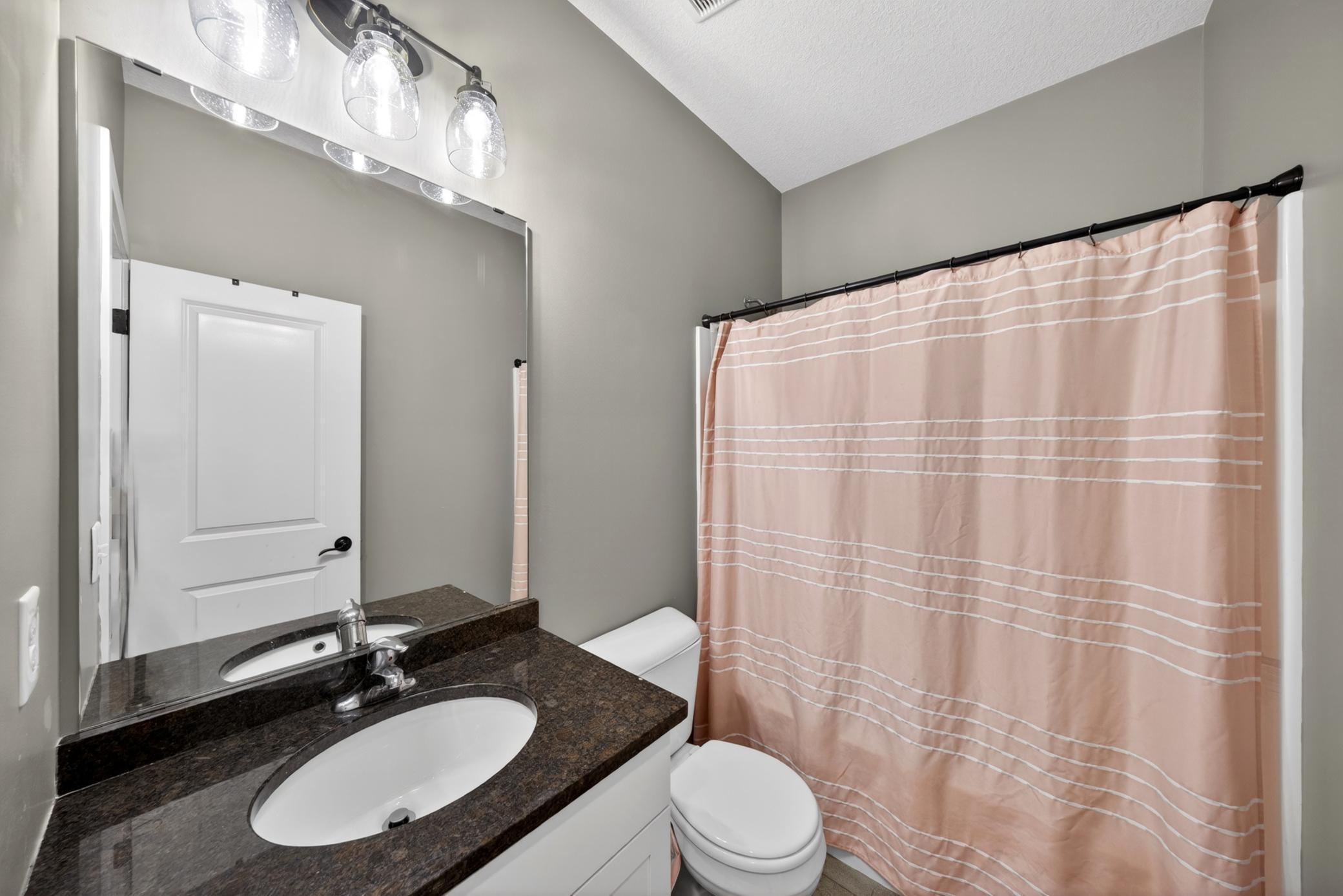 3913 Sunnydale Lane Southeast Rochester, MN 55904 - Photo 5 of 46