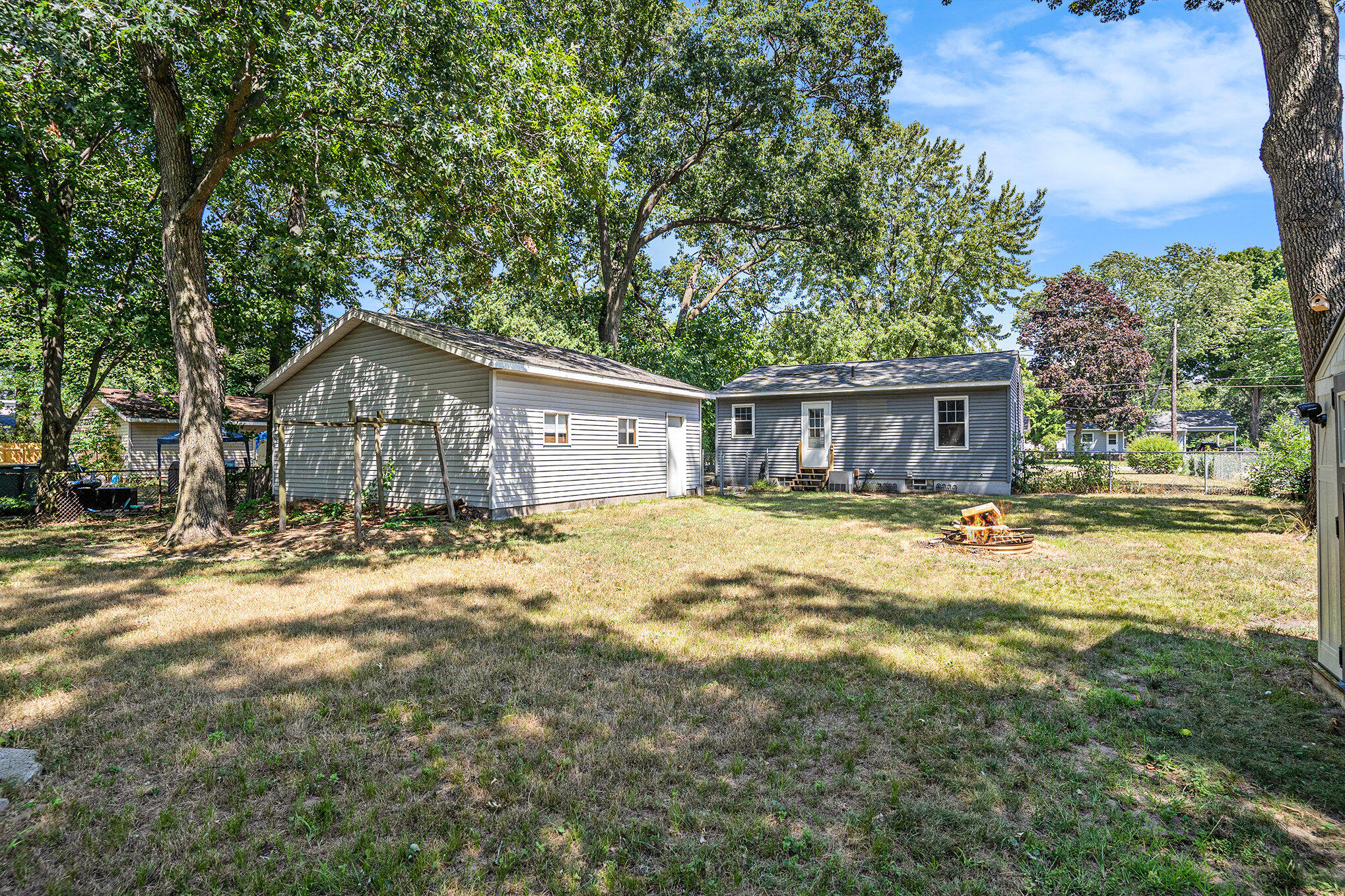 1465 Poulson Road Muskegon, MI 49445 - Photo 6 of 15 016_dsc02528_188