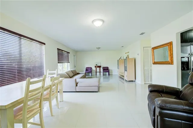 $4,200 | 3322 McKinley Street, Hollywood, FL 33021