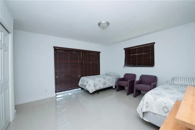 $4,200 | 3322 McKinley Street, Hollywood, FL 33021