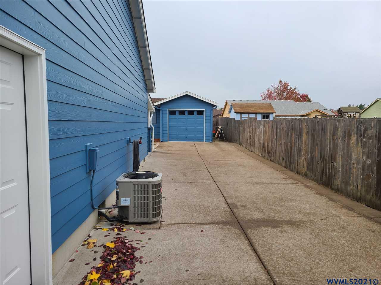 6216 Megan Street Northeast Albany, OR 97321 - Photo 21 of 25