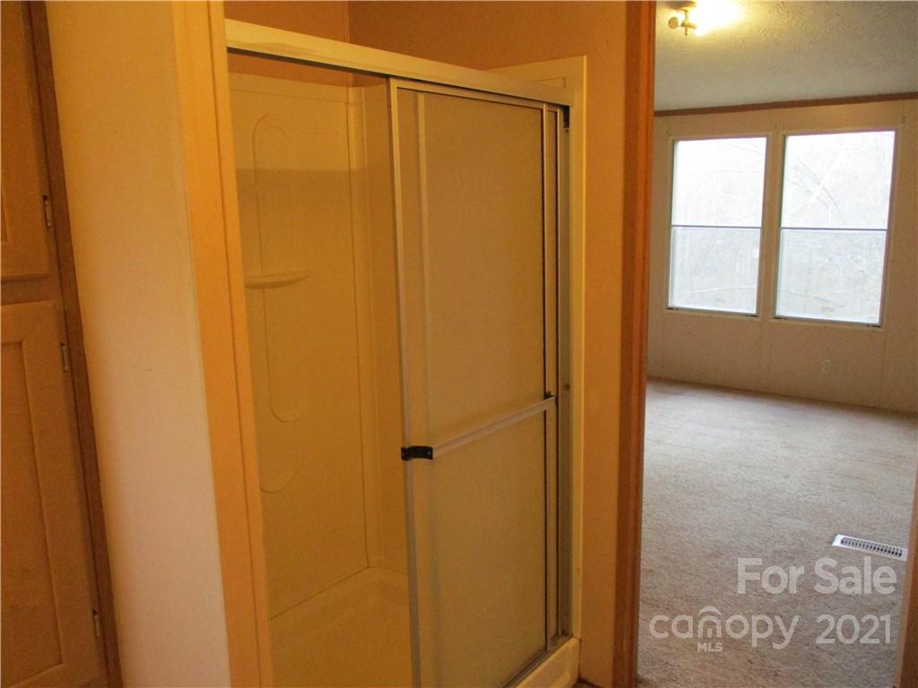 388 Richards Ridge Canton, NC 28716 - Photo 13 of 22