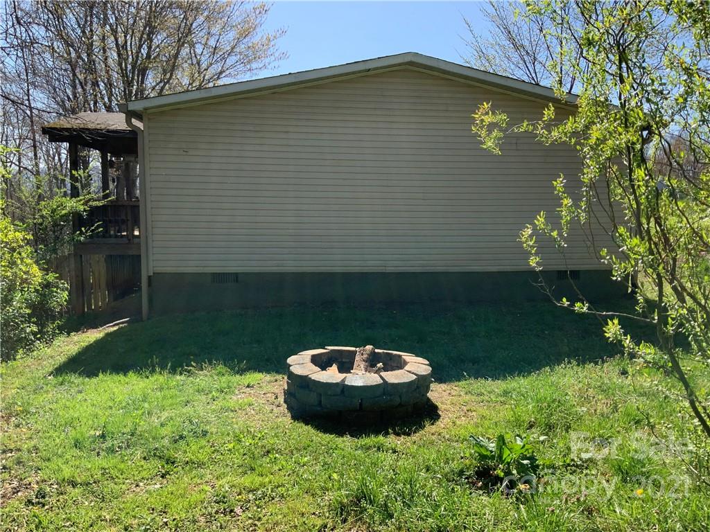 388 Richards Ridge Canton, NC 28716 - Photo 3 of 22