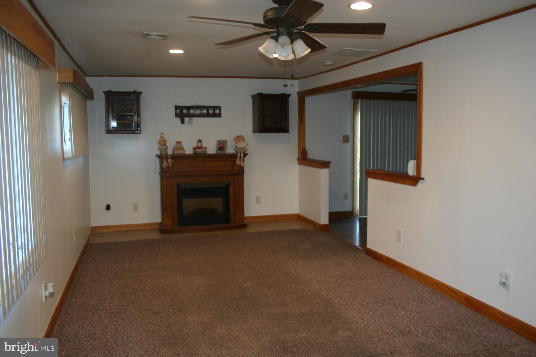 523 South Maple Avenue Maple Shade, NJ 08052 - Photo 3 of 41