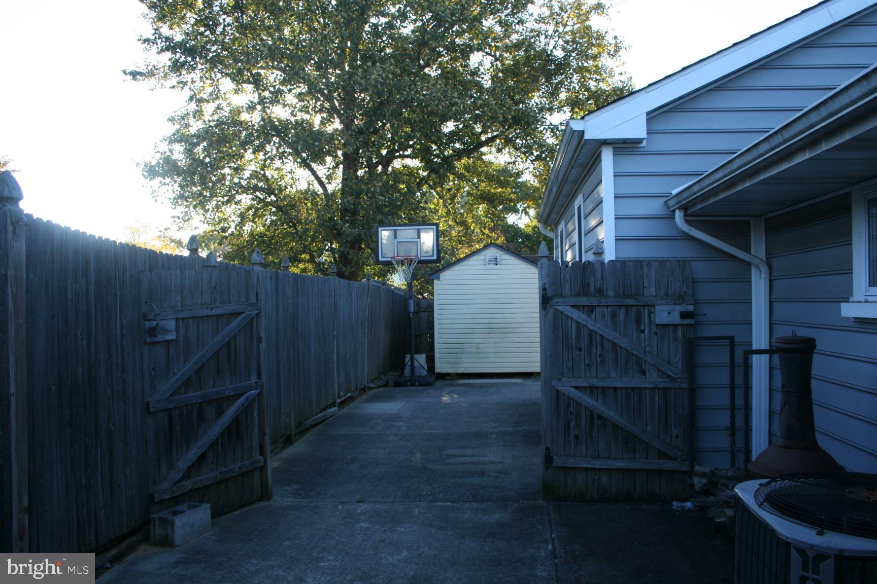 523 South Maple Avenue Maple Shade, NJ 08052 - Photo 37 of 41