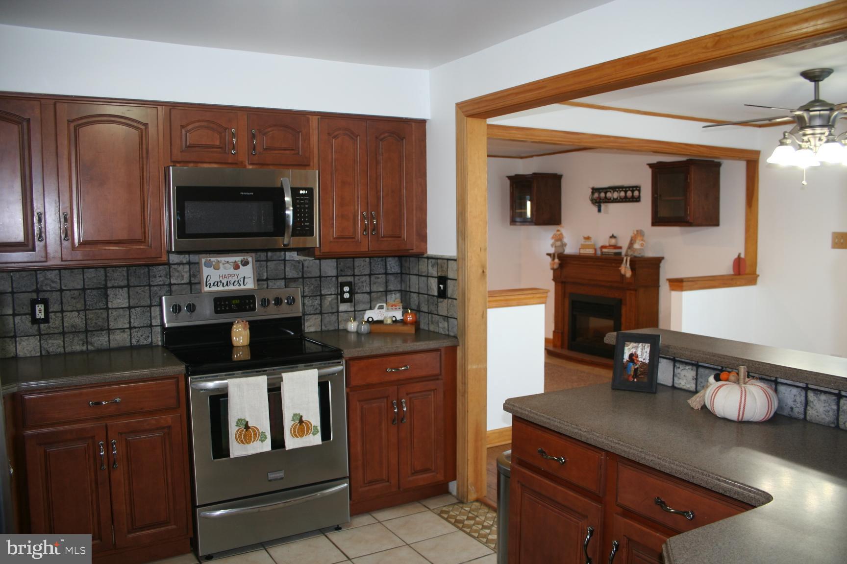 523 South Maple Avenue Maple Shade, NJ 08052 - Photo 9 of 41