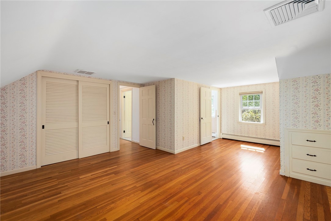 102 Edgewater Road Narragansett, RI 02882 - Photo 26 of 38 Gallery Image 26