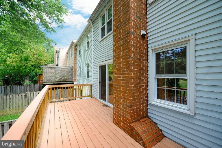 8258 Getty Court Springfield, VA 22153 - Photo 1 of 29 Exterior (Rear)
