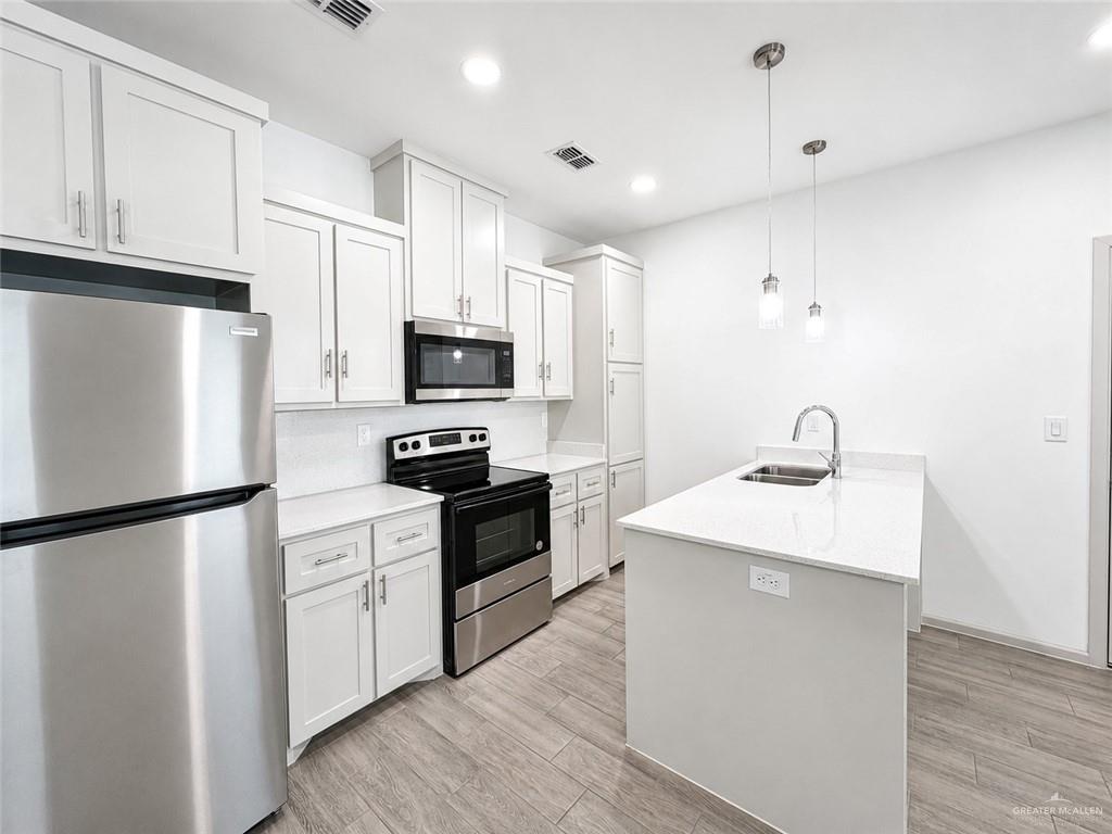 7802 North 58th Street, Unit 1 Mission, TX 78573 - Photo 5 of 17