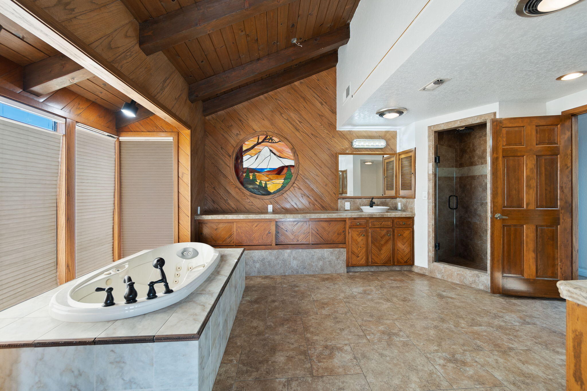 20831 Clough Creek Road Redding, CA 96002 - Photo 67 of 107 Primary Bathroom