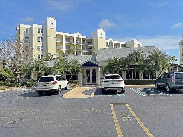 $2,495 | 1200 Country Club Drive, Unit 6304, Largo, FL 33771