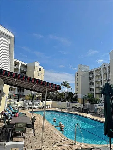 $2,495 | 1200 Country Club Drive, Unit 6304, Largo, FL 33771