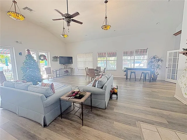 $2,495 | 1200 Country Club Drive, Unit 6304, Largo, FL 33771