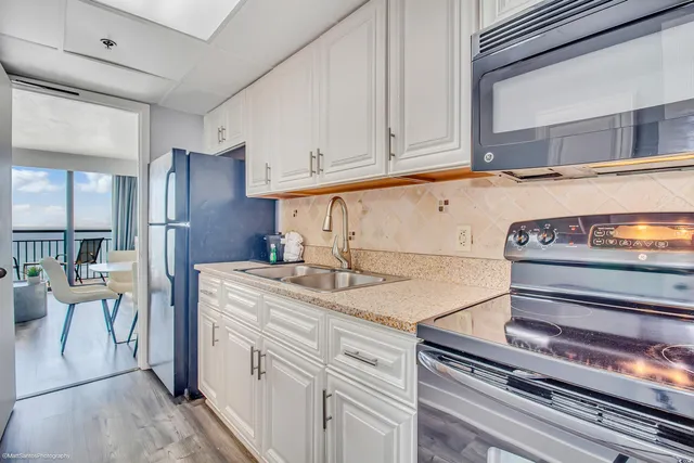 $229,900 | 3000 North Ocean Boulevard, Unit 1432, Myrtle Beach, SC 29577