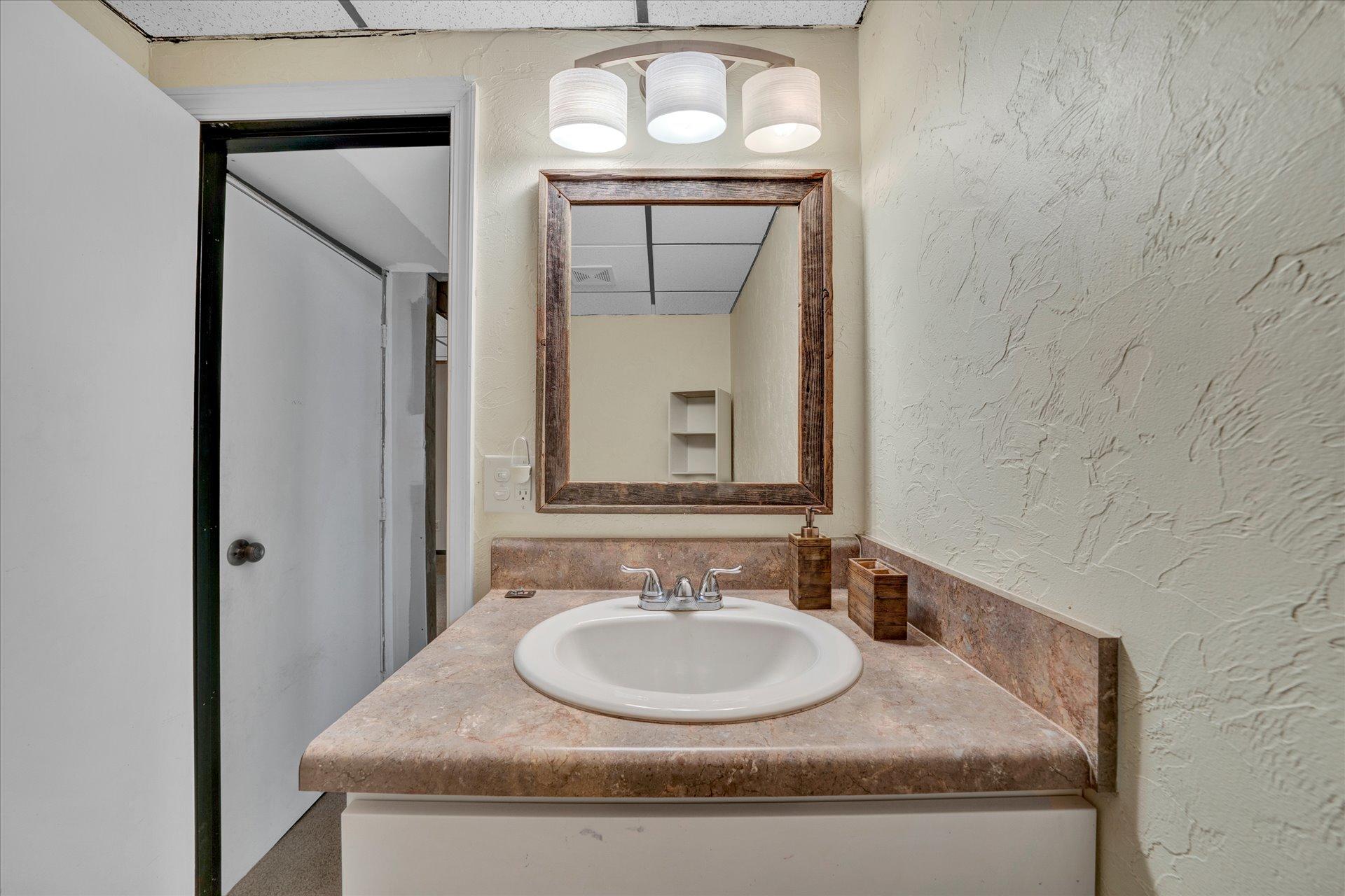 7062 Crown Road Roanoke, VA 24018 - Photo 21 of 48 photo20