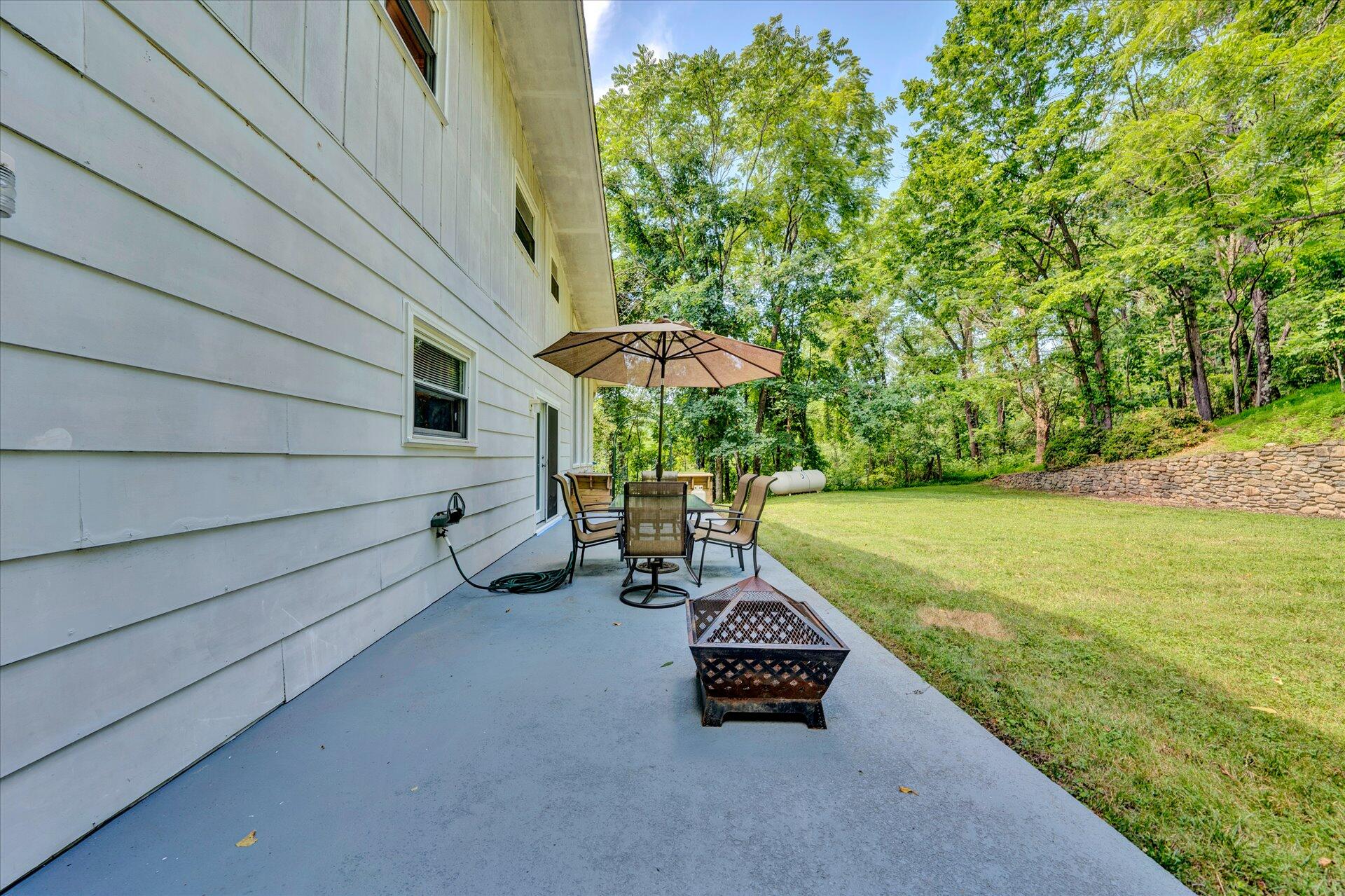 7062 Crown Road Roanoke, VA 24018 - Photo 37 of 48 photo36