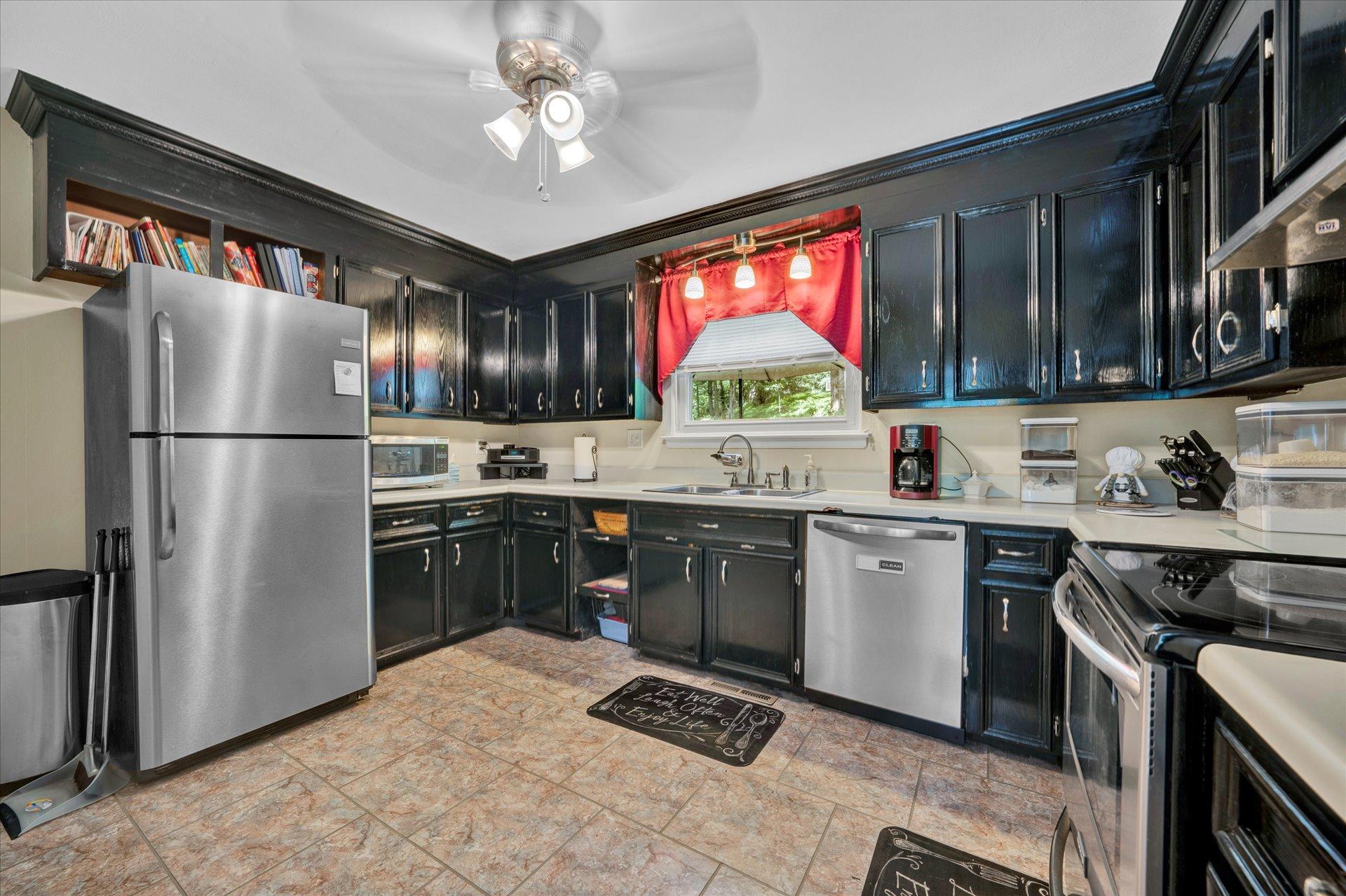 7062 Crown Road Roanoke, VA 24018 - Photo 8 of 48 photo7
