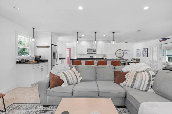 $350,000 | 300 Leah Miller Drive Northwest, Fort Walton Beach, FL 32548