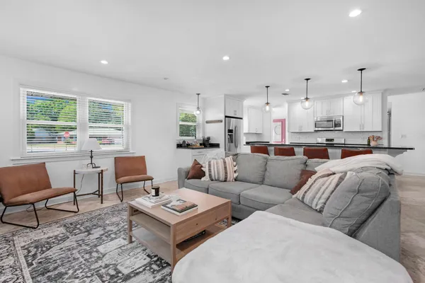$350,000 | 300 Leah Miller Drive Northwest, Fort Walton Beach, FL 32548