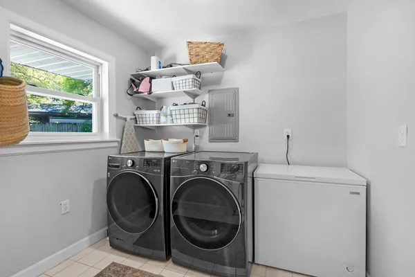 $350,000 | 300 Leah Miller Drive Northwest, Fort Walton Beach, FL 32548