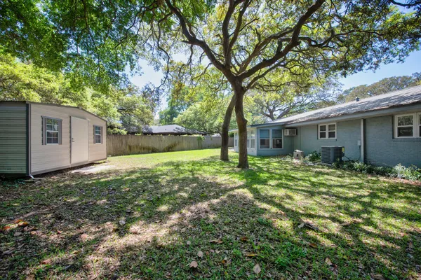 $350,000 | 300 Leah Miller Drive Northwest, Fort Walton Beach, FL 32548