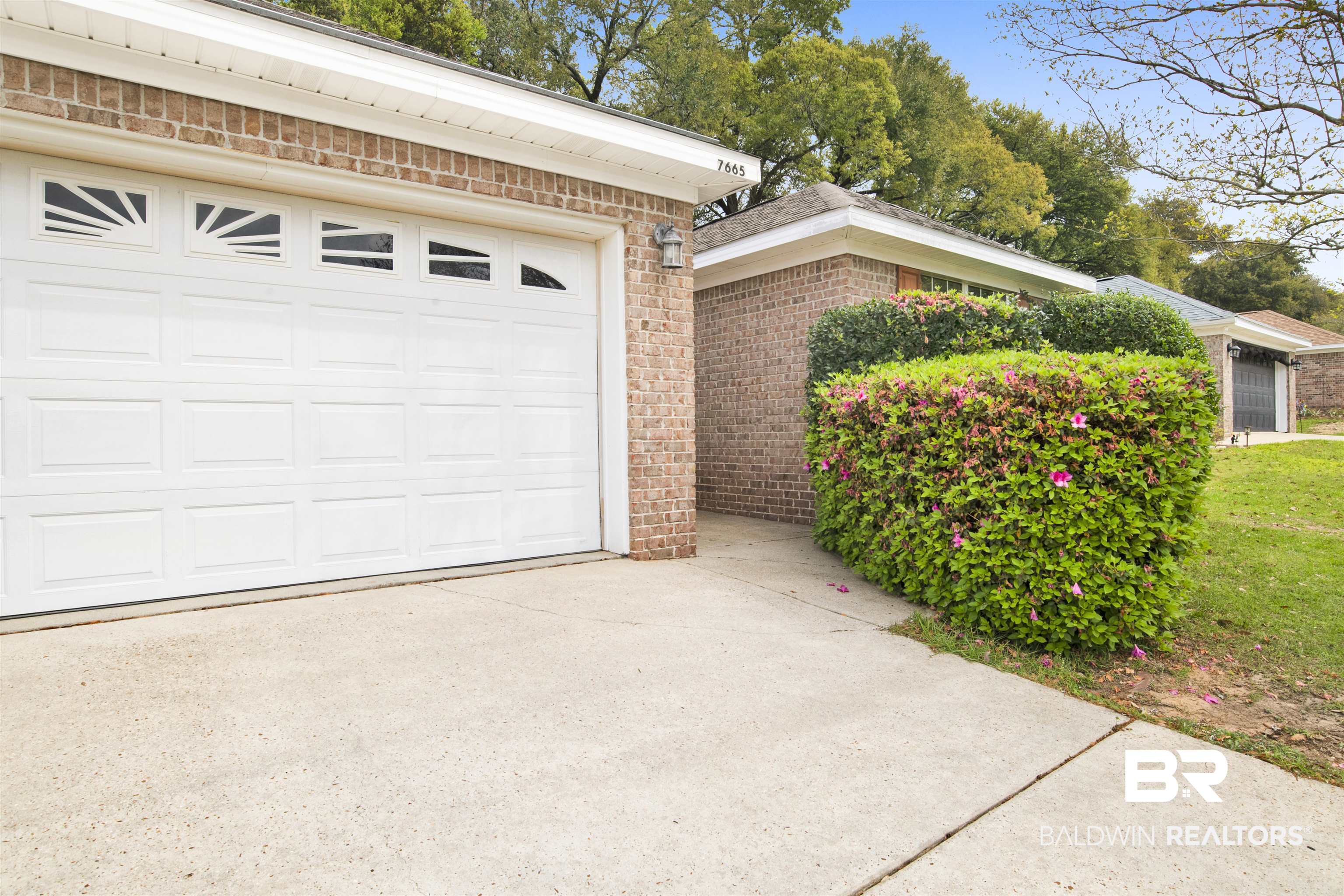 7665 Avery Lane Daphne, AL 36526 - Photo 3 of 45