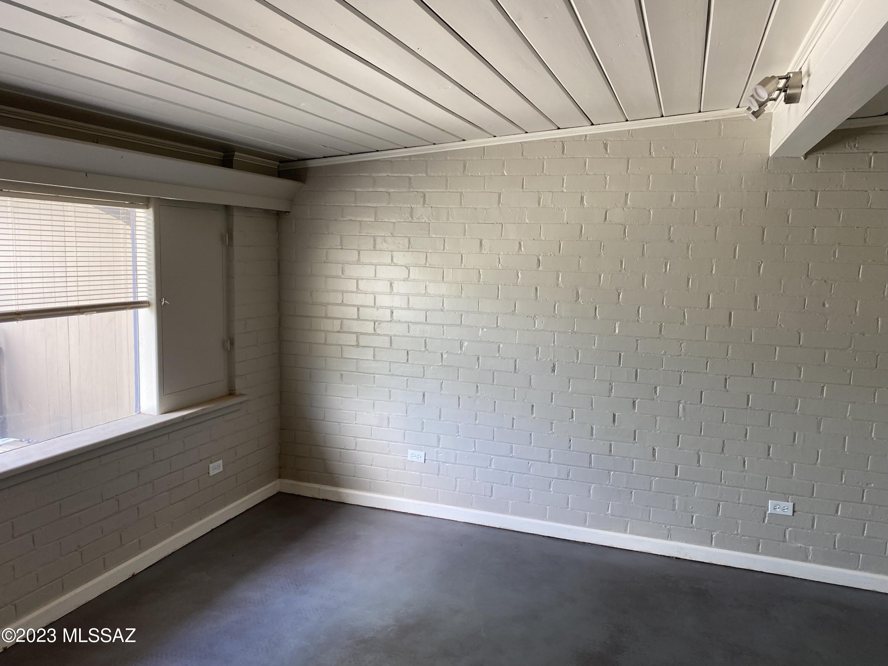 902 North Richey Boulevard, Unit 902 Tucson, AZ 85716 - Photo 8 of 16 IMG_6077