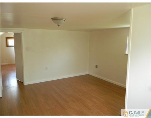 53 Mimi Road Old Bridge, NJ 08857 - Photo 12 of 22 Gallery Image 12