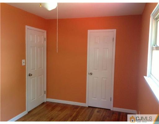 53 Mimi Road Old Bridge, NJ 08857 - Photo 8 of 22 Gallery Image 8