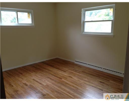 53 Mimi Road Old Bridge, NJ 08857 - Photo 10 of 22 Gallery Image 10