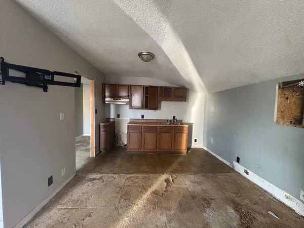 a view of a storage & utility room