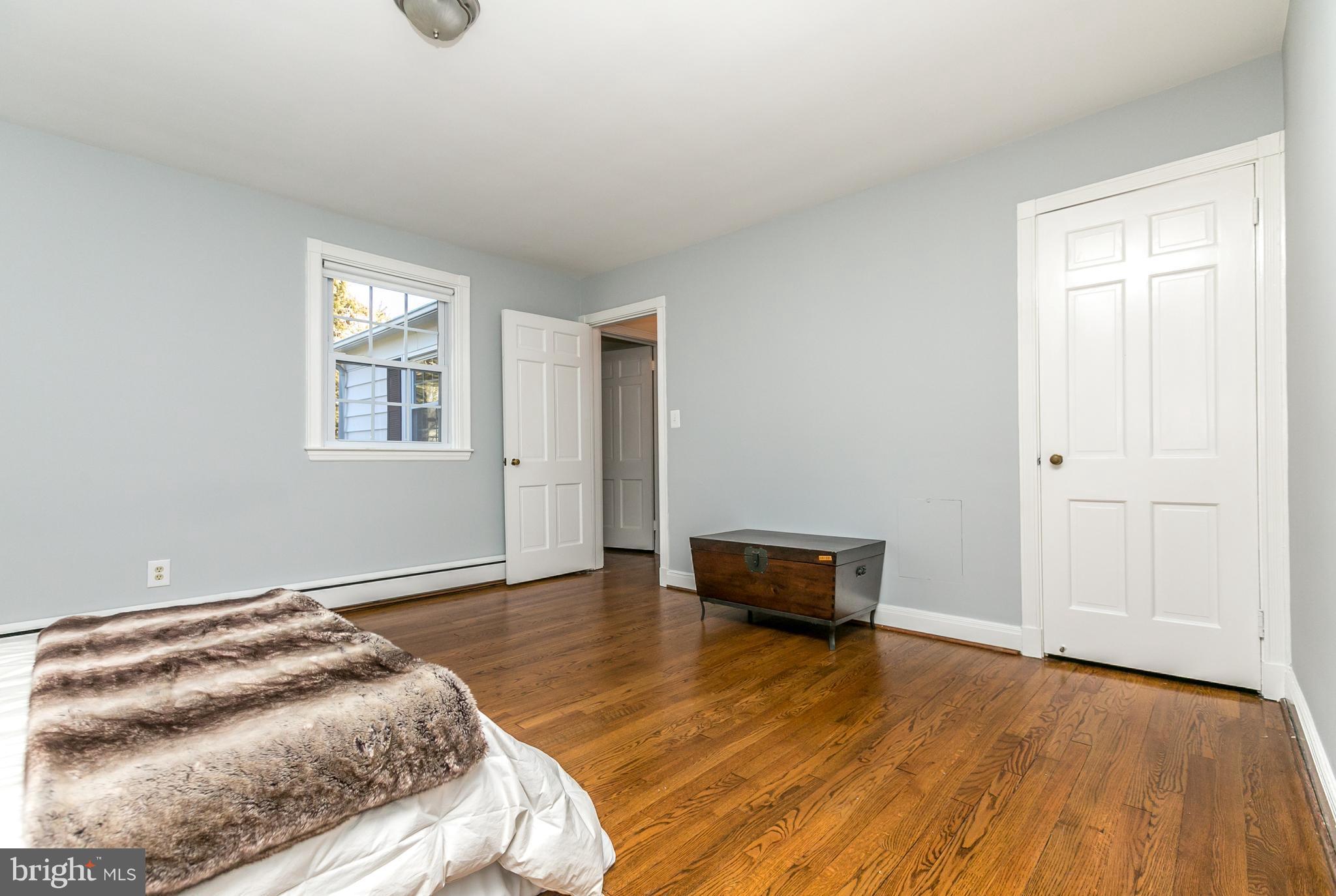 5605 Roland Avenue Baltimore, MD 21210 - Photo 20 of 30 Bedroom