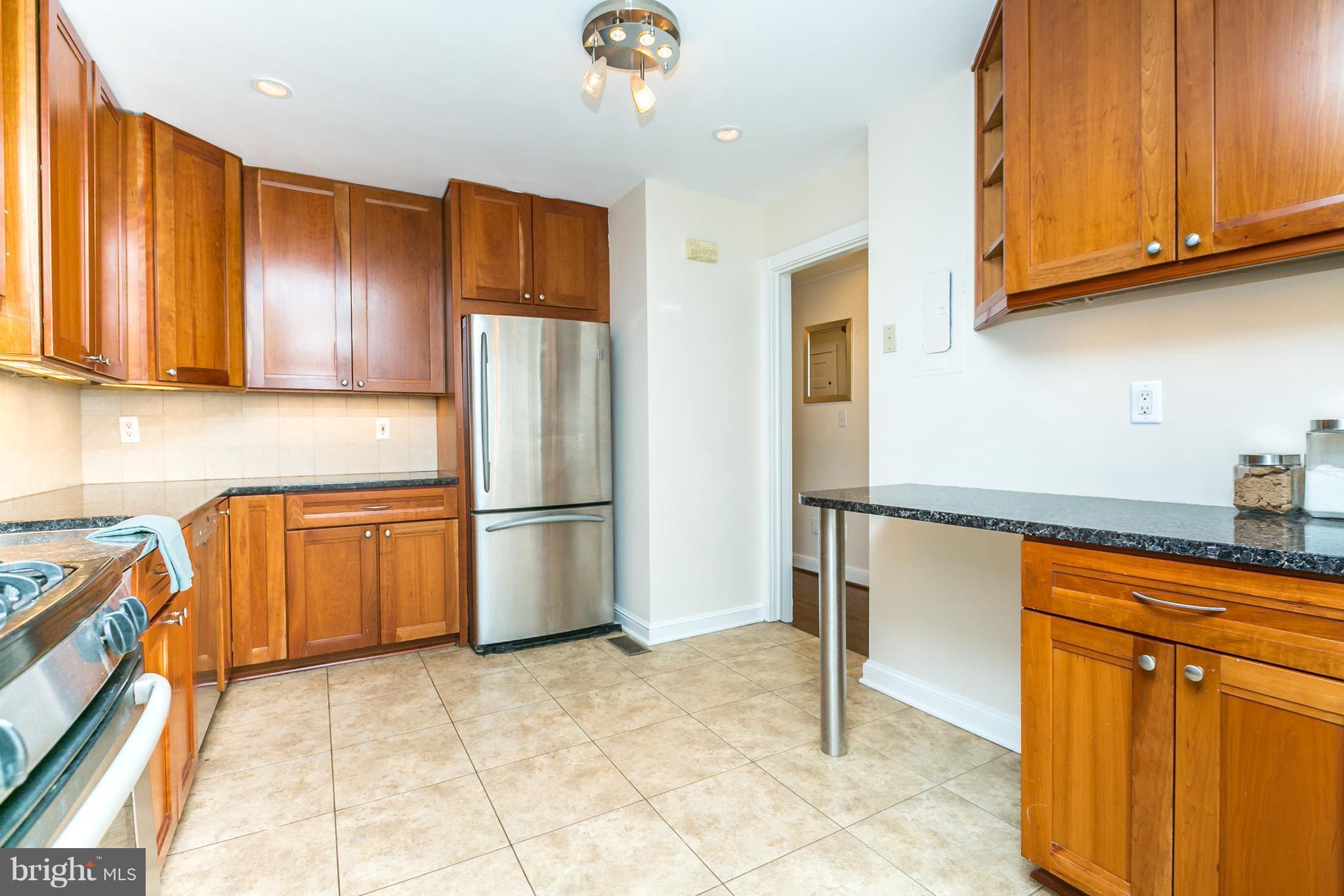 5605 Roland Avenue Baltimore, MD 21210 - Photo 4 of 30 Kitchen