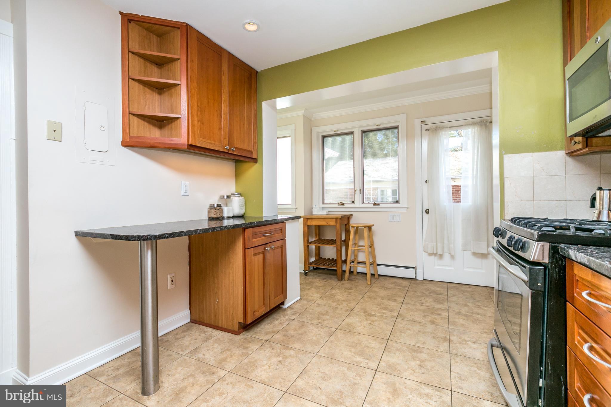 5605 Roland Avenue Baltimore, MD 21210 - Photo 5 of 30 Kitchen
