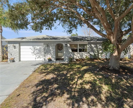 $325,000 | 6333 Aberdeen Avenue, New Port Richey, FL 34653