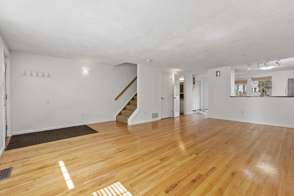 111 Brigham Street, Unit 11B Hudson, MA 01749 - Photo 13 of 34
