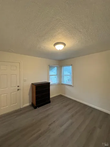 $1,400 | 318 Capitol Street, Vallejo, CA 94590