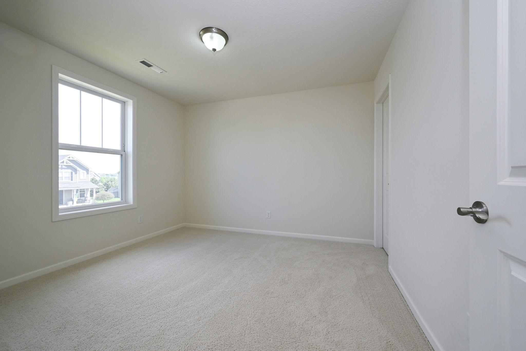 9343 Compass Pointe Road Woodbury, MN 55129 - Photo 26 of 40