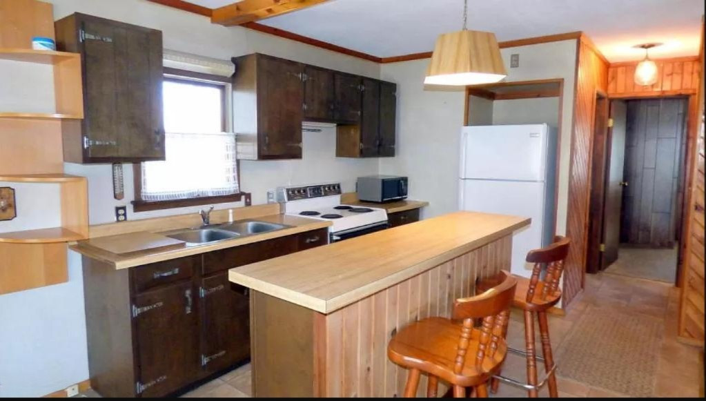 56812 Point Road Cassopolis, MI 49031 - Photo 10 of 10 point3