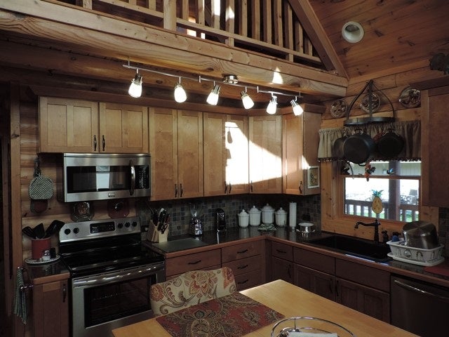 862 Region Road Roundhill, KY 42275 - Photo 9 of 35 Gallery Image 9